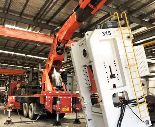 东兴提升工作效率，选择优质折臂吊租赁服务