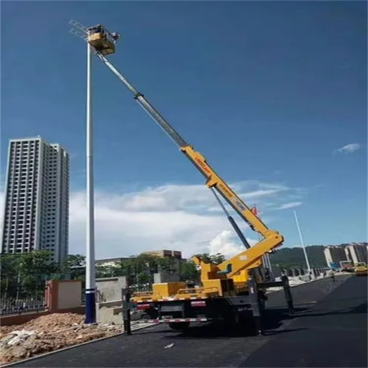 东兴维修路灯的曲臂升降车出租