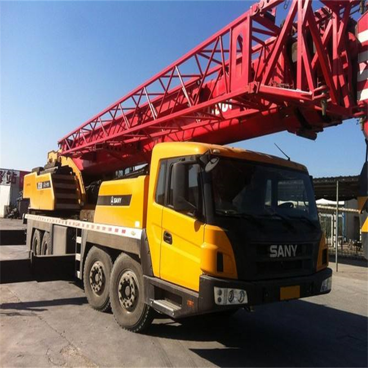 东兴吊车吊运注意事项